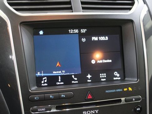 Used 2017 Ford Explorer Platinum image 14