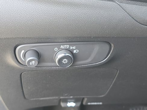 Used 2025 Buick Encore GX Preferred FWD image 26