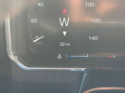 New 2026 GMC Sierra 1500 SLE image 21