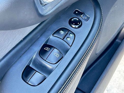 Used 2023 Nissan Murano S image 12