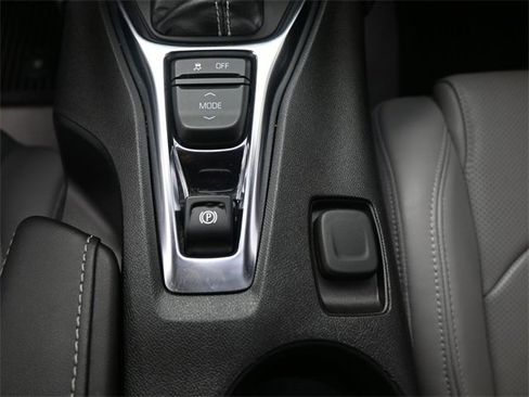 Used 2022 Chevrolet Camaro LT w/ RS Package image 9