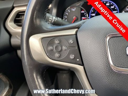 Used 2022 GMC Acadia Denali w/ GMC Pro Grade Package image 23