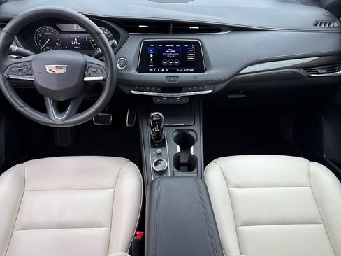 Used 2020 Cadillac XT4 Sport w/ Cold Weather Package image 16