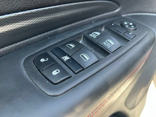 Used 2025 Dodge Durango R/T AWD/4WD image 25
