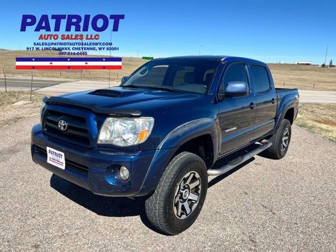 Used 2005 Toyota Tacoma 4x4 Double Cab image 1