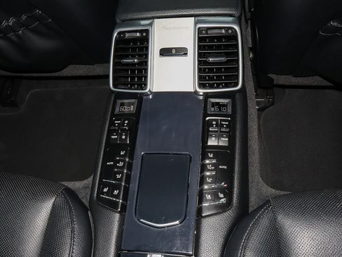 Used 2016 Porsche Panamera Edition image 22