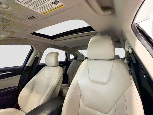 Used 2018 Ford Fusion Titanium AWD/4WD image 19