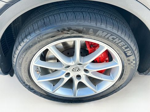 Used 2022 Porsche Cayenne AWD/4WD image 34