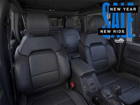 New 2025 Ford Bronco Badlands image 10