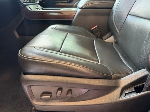 Used 2015 GMC Sierra 1500 SLT w/ SLT Crew Cab Value Package image 15