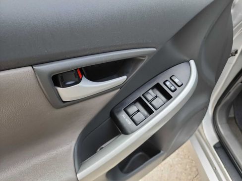 Used 2010 Toyota Prius Two FWD image 11