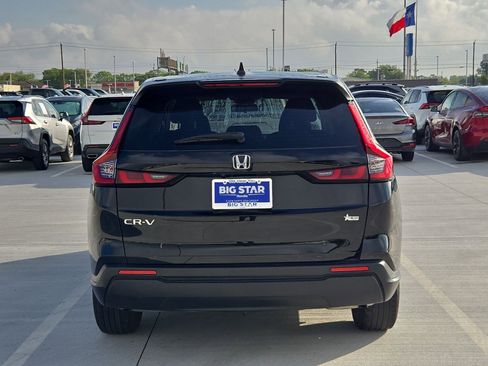 Used 2024 Honda CR-V LX image 5