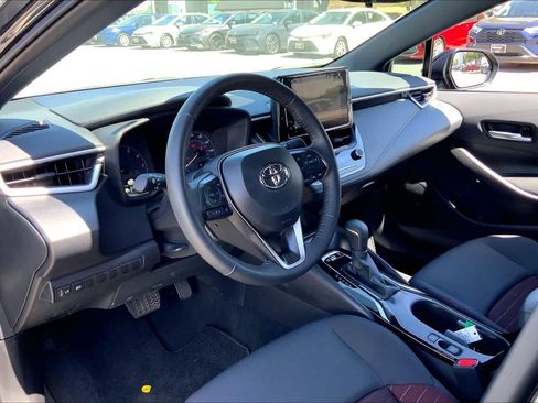 Used 2025 Toyota Corolla SE FWD image 17