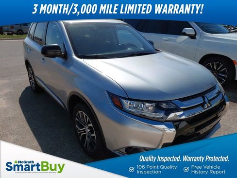 Used 2018 Mitsubishi Outlander ES AWD/4WD image 1