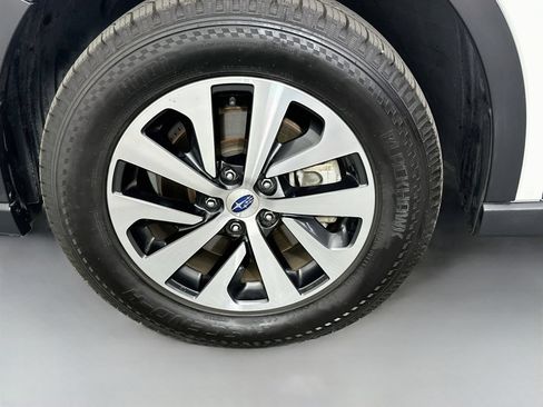 Used 2021 Subaru Outback Premium AWD/4WD image 29