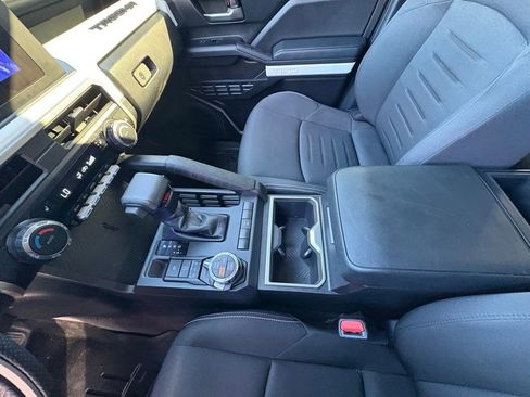 Certified 2024 Toyota Tacoma TRD Off-Road image 22