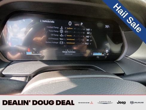 Used 2023 Jeep Grand Cherokee Altitude image 17