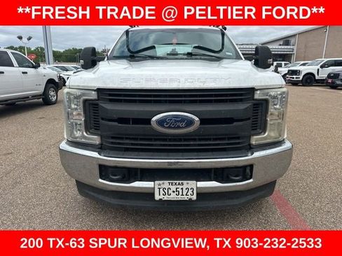 Used 2019 Ford F250 XL w/ Power Equipment Group image 2