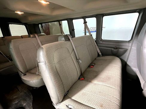 Used 2023 Chevrolet Express 3500 LT w/ LT Preferred Equipment Group image 20