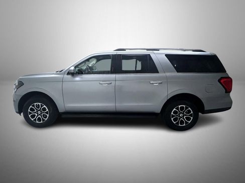 Used 2024 Ford Expedition Max XLT image 8