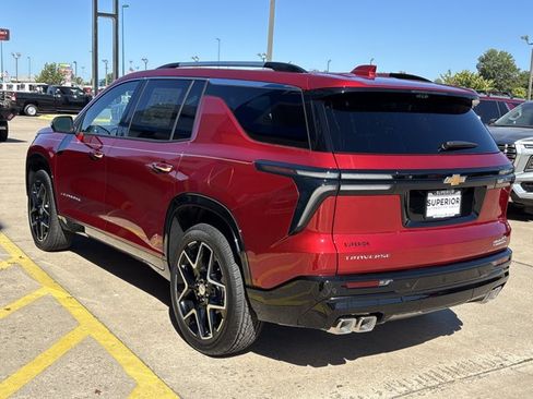 New 2026 Chevrolet Traverse High Country w/ LPO, Floor Liner Package FWD image 10