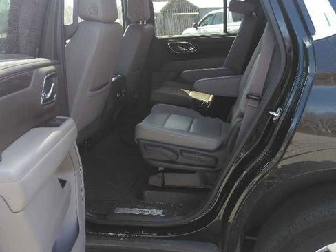 Used 2024 Chevrolet Tahoe LT image 5