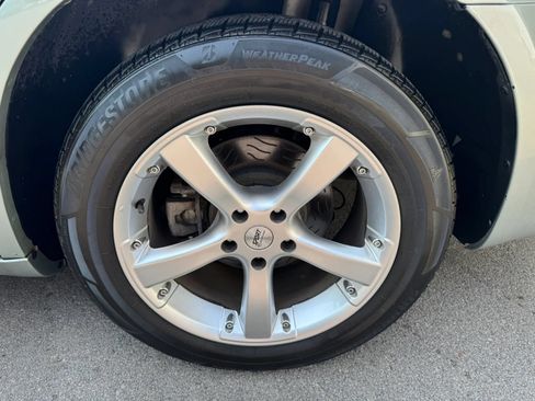 Used 2005 Chrysler 300 C w/ Protection Group II RWD image 27