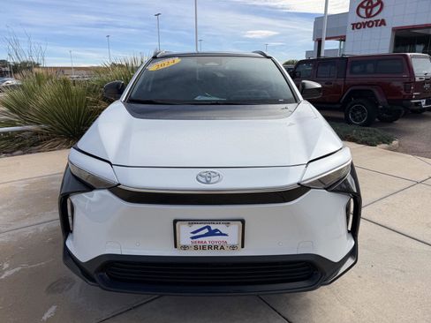 Used 2024 Toyota bZ4X XLE image 9