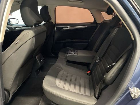 Used 2019 Ford Fusion SE image 13