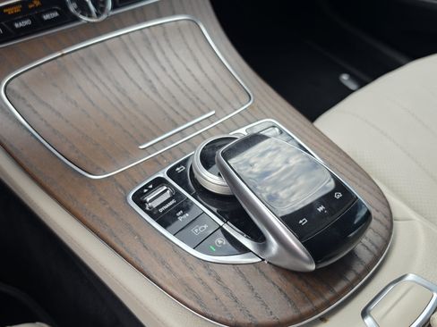 Used 2019 Mercedes-Benz E 300 w/ Premium 1 Package image 38