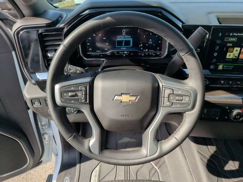 Used 2025 Chevrolet Silverado 2500 LT w/ All Star Edition AWD/4WD image 12