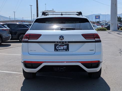 Used 2023 Volkswagen Atlas Cross Sport SEL R-Line AWD/4WD image 4