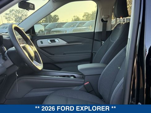 New 2026 Ford Explorer Active image 17