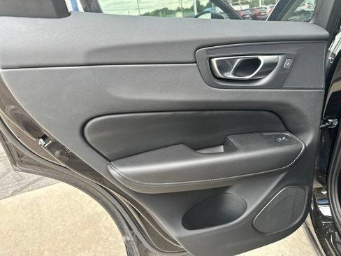 Used 2025 Volvo XC60 T8 Ultra w/ Protection Package Premier AWD/4WD image 26