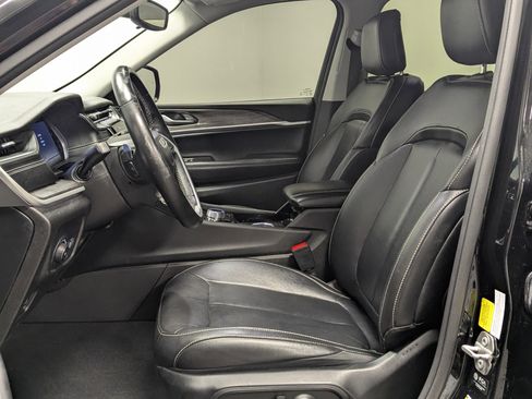 Used 2021 Jeep Grand Cherokee L Limited w/ Trailer Tow Group (B) image 16