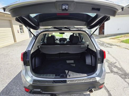 Used 2021 Subaru Forester Premium AWD/4WD image 22