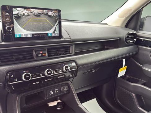Used 2025 Honda Pilot EX-L image 31