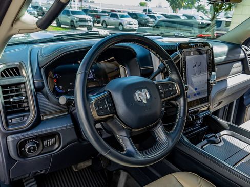 Used 2023 RAM 2500 Limited AWD/4WD image 17