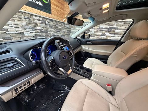 Used 2019 Subaru Outback 2.5i Limited AWD/4WD image 10