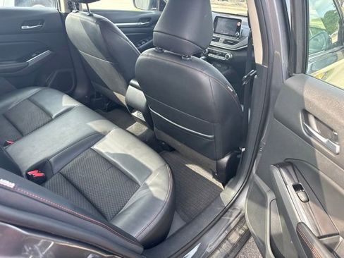 Used 2024 Nissan Altima 2.5 SR FWD image 17