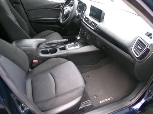 Used 2014 MAZDA MAZDA3 i Sport FWD image 9