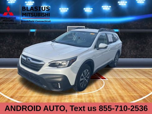Used 2021 Subaru Outback Premium image 9