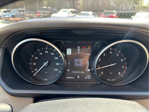 Used 2017 Land Rover Range Rover Sport HSE image 27