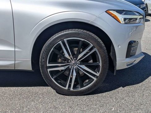 Used 2019 Volvo XC60 T6 R-Design w/ Protection Package Premier AWD/4WD image 11
