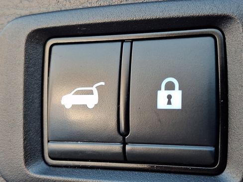 Used 2023 Mitsubishi Outlander SEL 40th Anniversary image 31