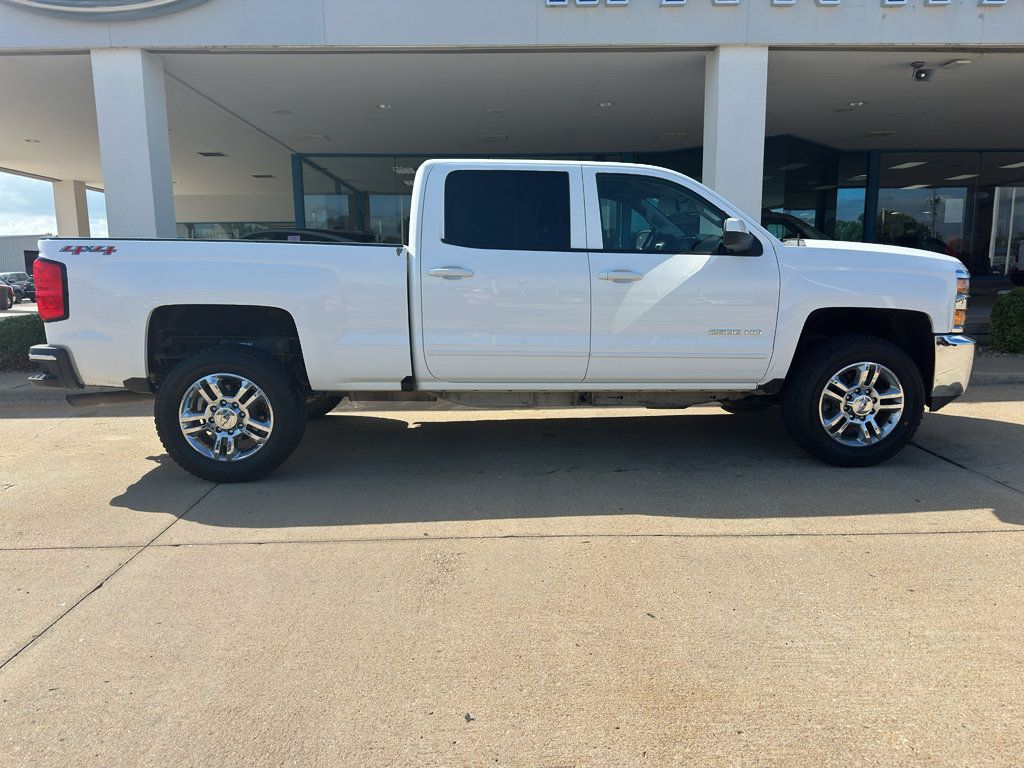 Used 2016 Chevrolet Silverado 2500 LT AWD/4WD image 9