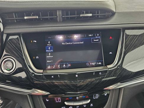 Used 2020 Cadillac XT6 Premium Luxury FWD image 29