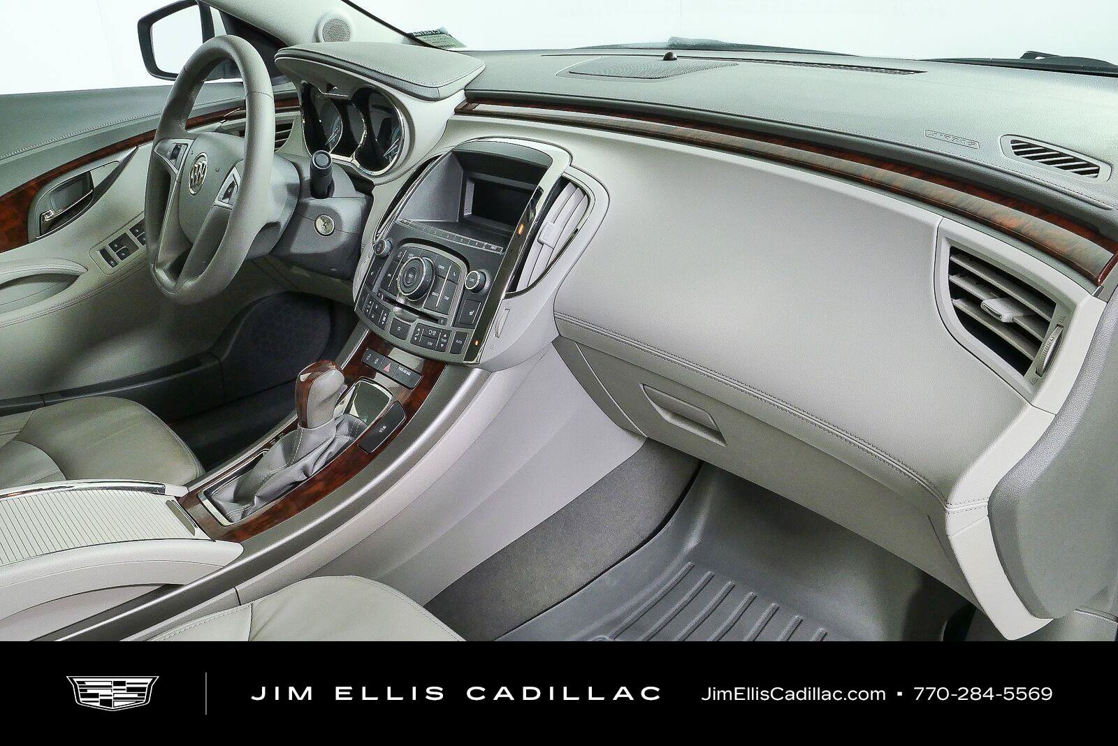 Used 2010 Buick LaCrosse CXL FWD image 19