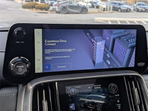 New 2026 Lexus LX 700h Luxury image 30