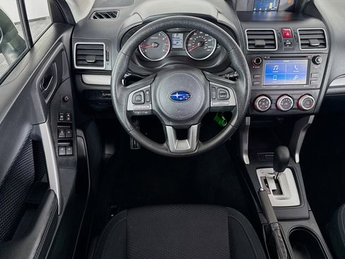 Used 2018 Subaru Forester 2.5i image 16
